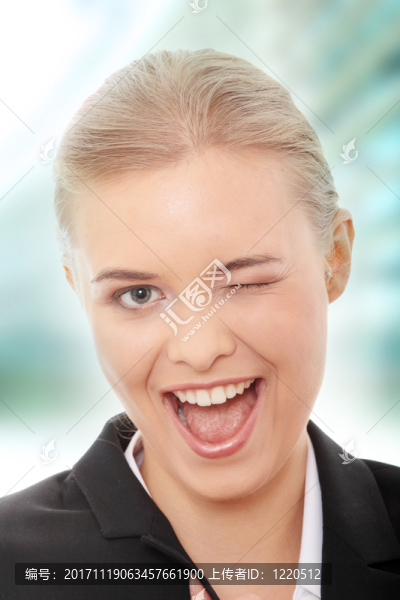 女人