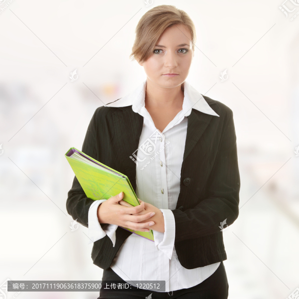 女人