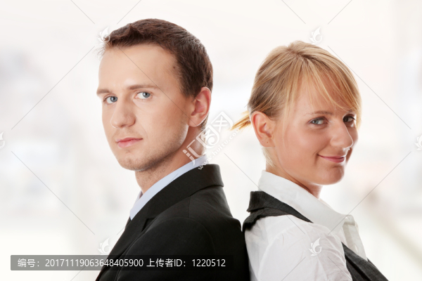 女人