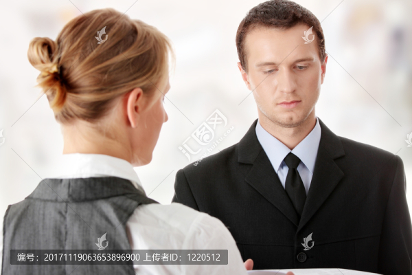 女人
