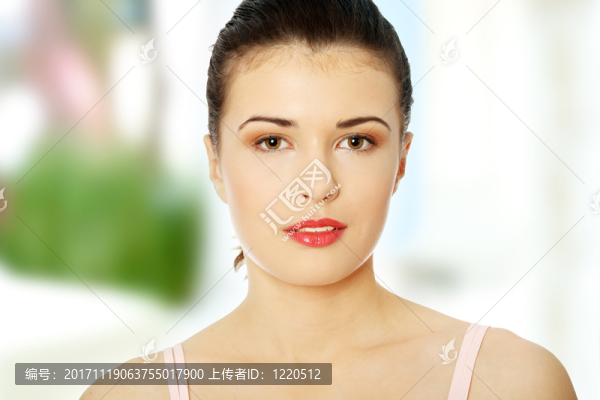 緊密的