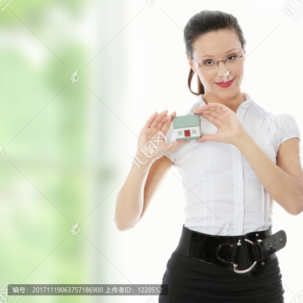 女人