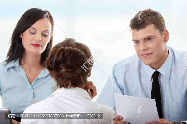 女人