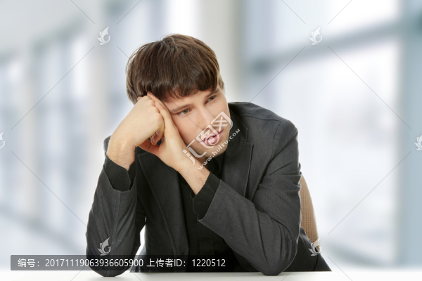 古伊