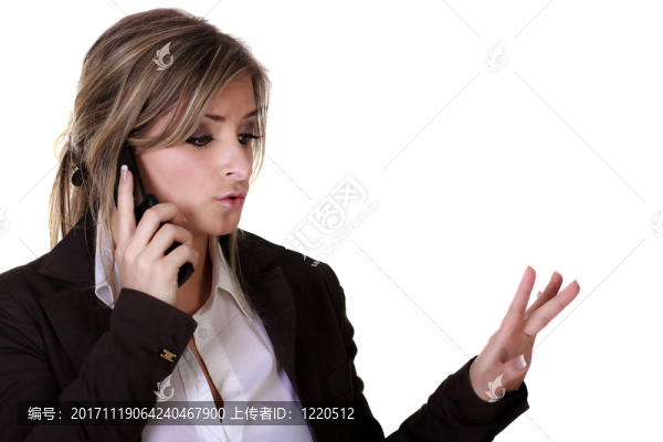 當(dāng)調(diào)用時，年輕的金發(fā)女人看起來無聊的手指
