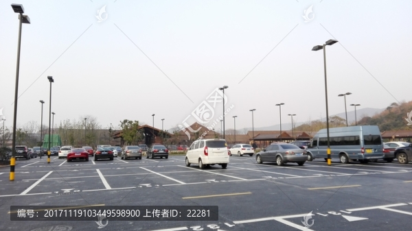 景區(qū)的停車場
