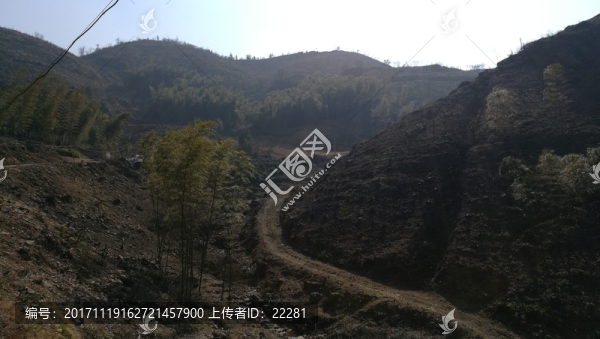山里的山路
