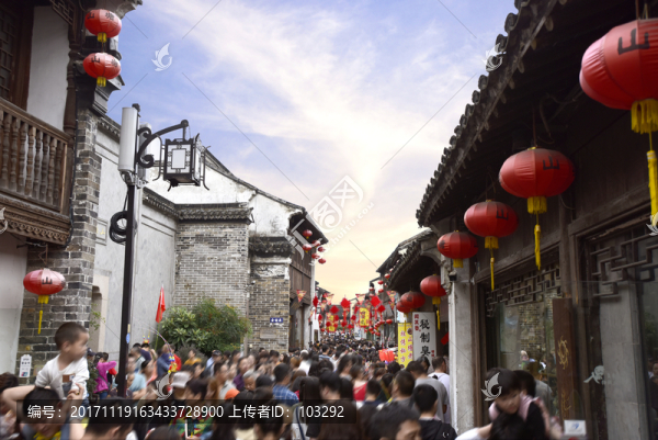 蘇州山塘老街的繁華景象