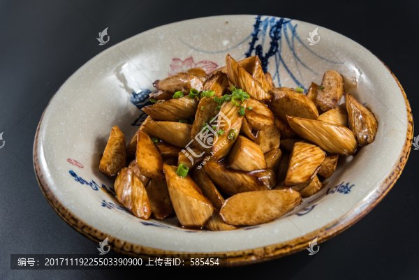 油燜茭白