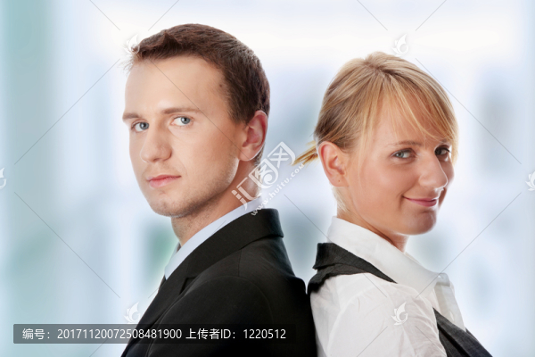 女人