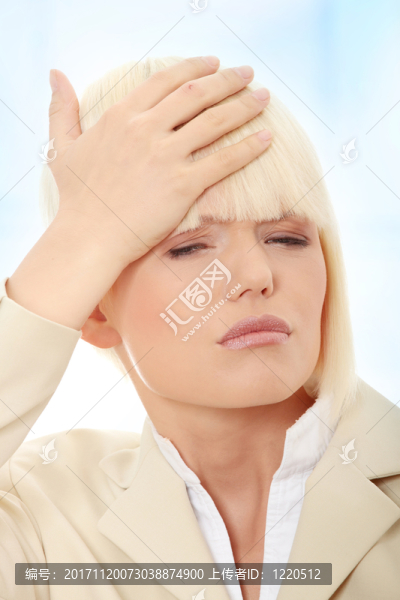 女人