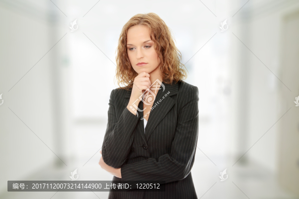 女人