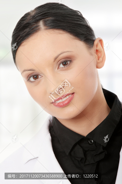女人