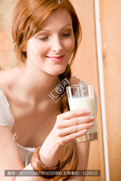 女人