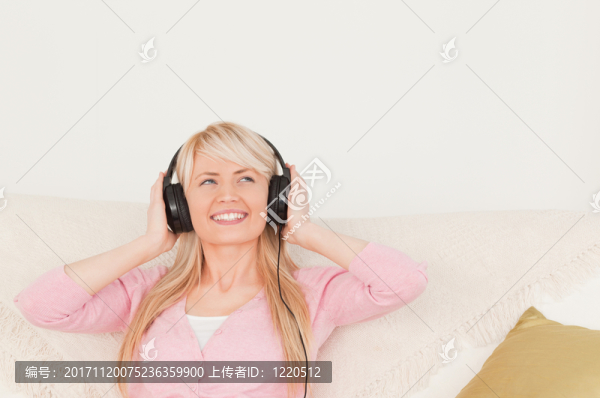 女人