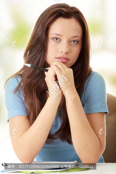 女人