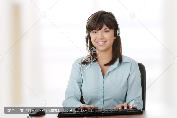 女人