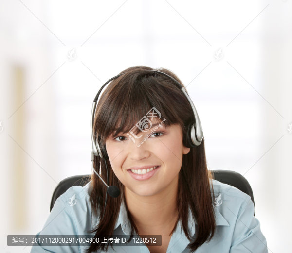 女人