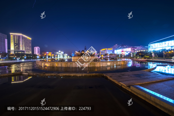 泉城廣場(chǎng)夜色美
