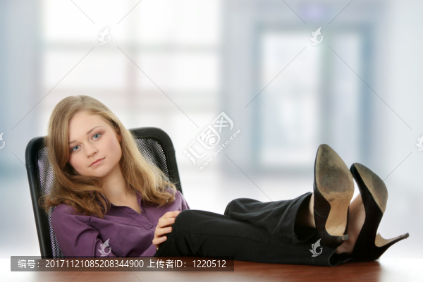 女人