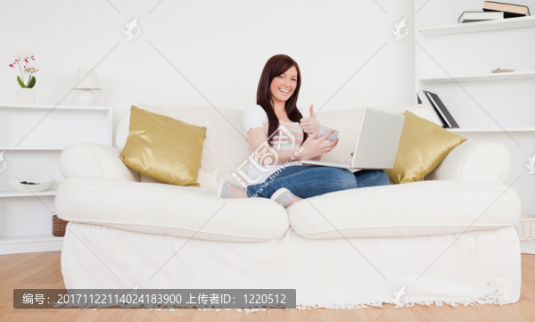 女人