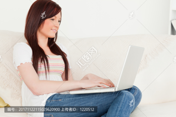 女人