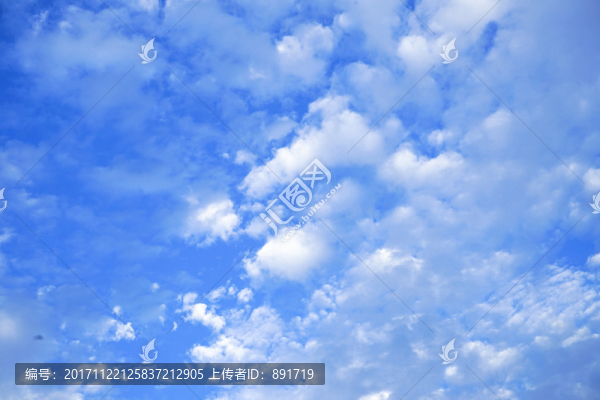 藍(lán)天白云
