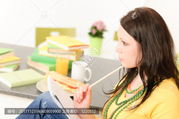 女人