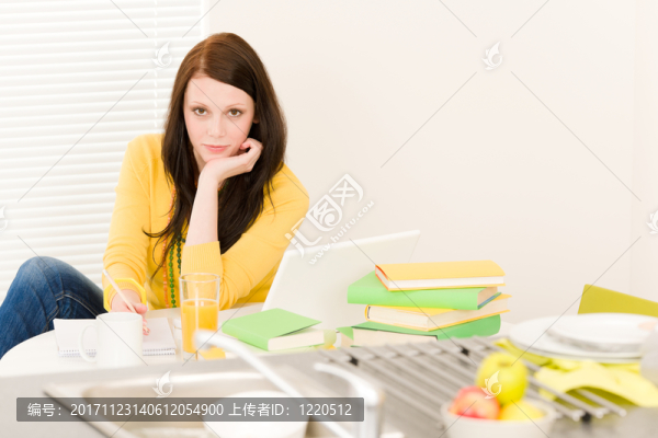 女人