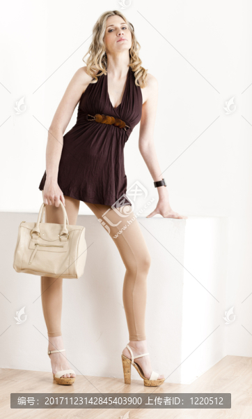 女人