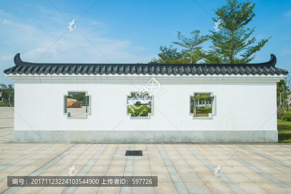 琉璃瓦墻