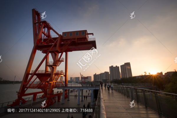 西岸