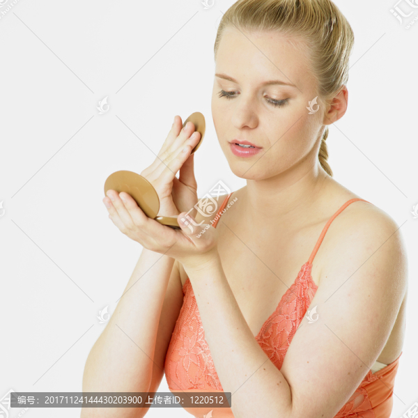 女人