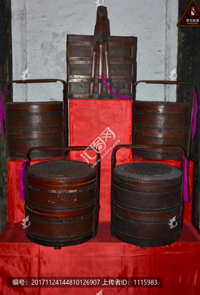 古代結(jié)婚用食盒