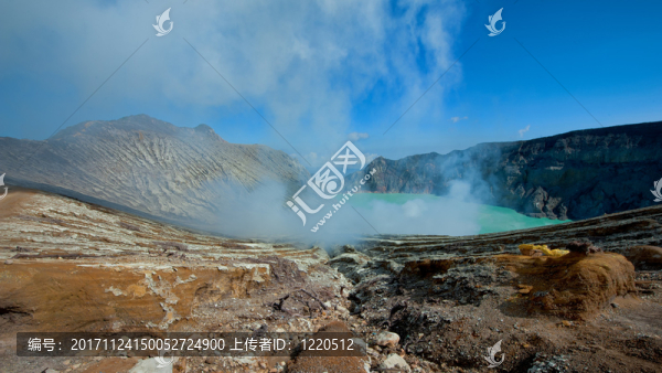 伊真火山火山的火山口