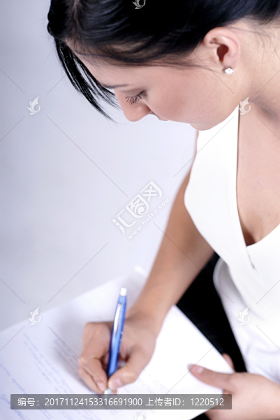 女人