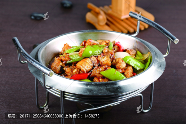 風(fēng)味燜燒雞