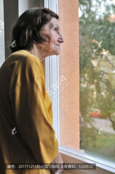 女人
