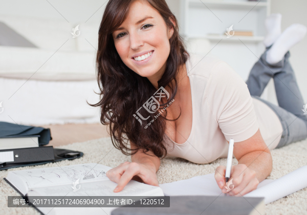 女人