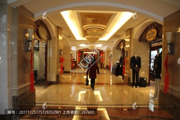 商場(chǎng)