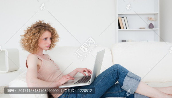 女人