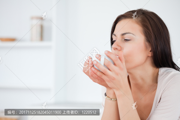 女人