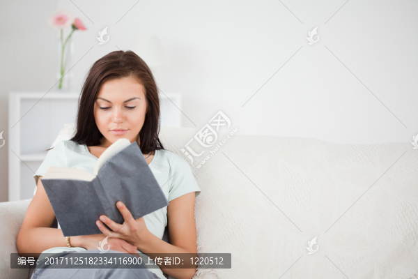 女人