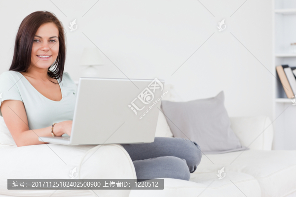 女人