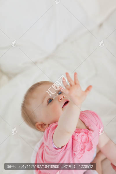 笑