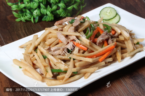 頭菜炒肉絲