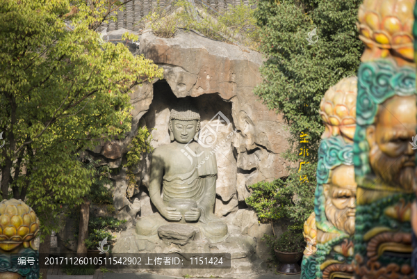 佛像