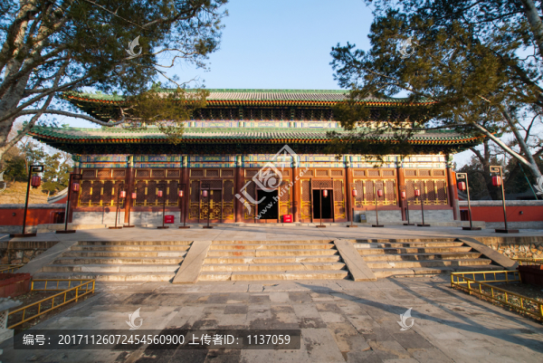 北京正覺(jué)寺,三圣殿