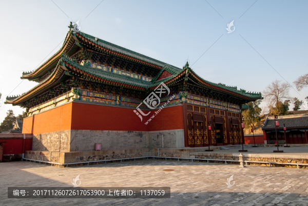 北京正覺寺,三圣殿