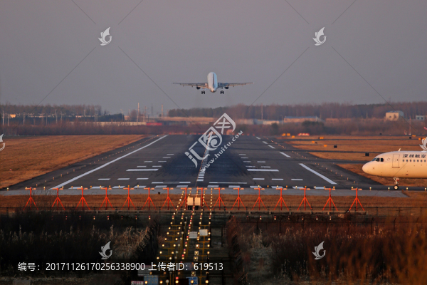 飛機(jī)起飛,跑道